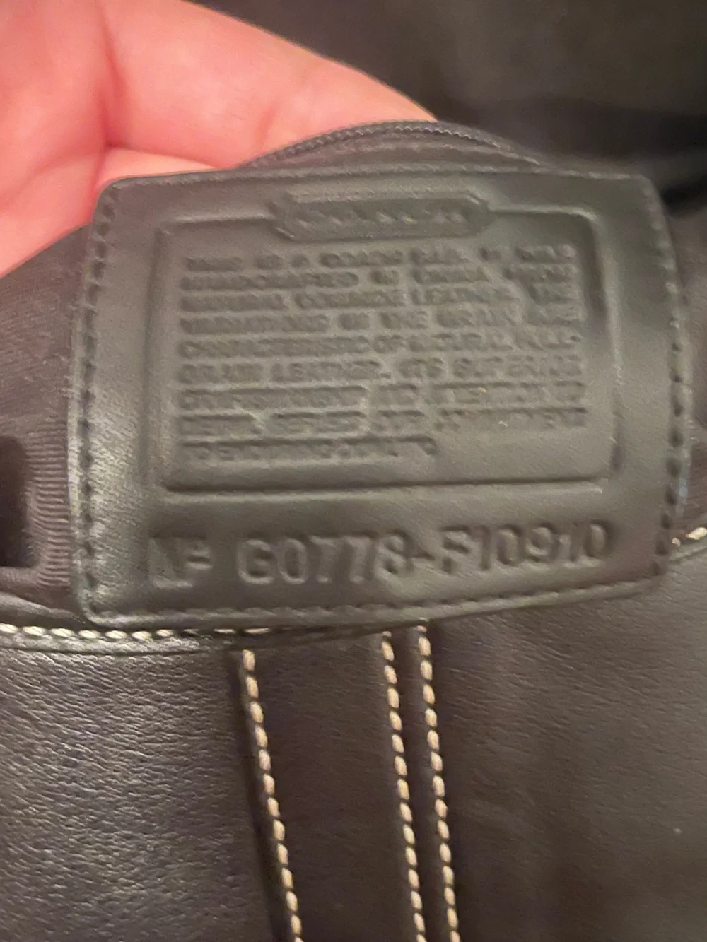 Vintage Coach Soho Black Leather Buckle Shoulder Bag F109910 Y2K